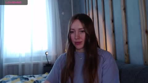 Snapshot of _marianne_ chatting on 01.24.25 online show from 01.24.25