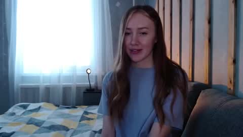 Snapshot of _marianne_ chatting on 02.28.25 online show from 02.28.25