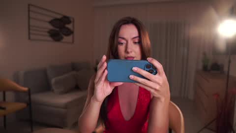 Snapshot of _mariarty_ chatting on 02.15.25 Marie - -25 discount online show from 02.15.25