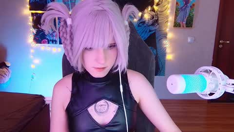 Mariko online show from 12.13.24