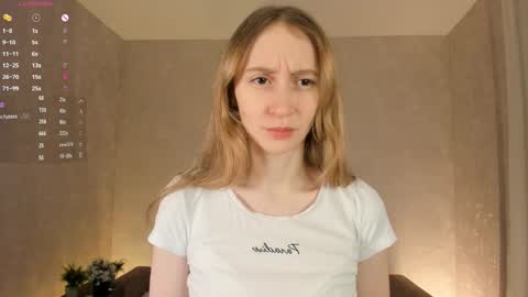  Gwen  online show from 11.14.25