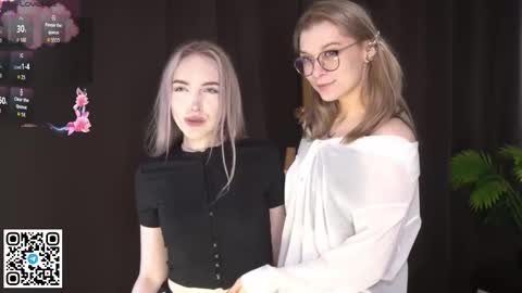 Elva and Kate  online show from 09.12.25