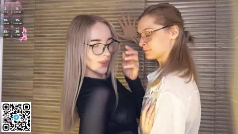 Elva and Kate  online show from 10.10.25