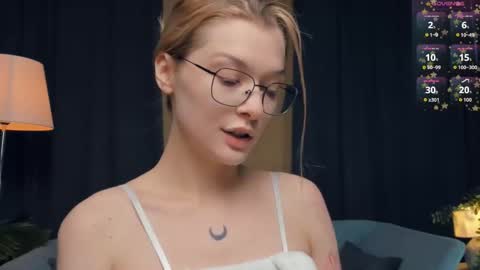 Elva and Kate  online show from 11.08.25