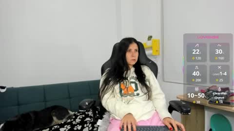 Snapshot of _megganjobs chatting on 11.01.25 Juli online show from 11.01.25