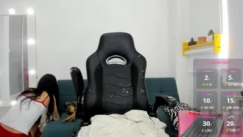 Snapshot of _megganjobs chatting on 01.06.26 Juli online show from 01.06.26