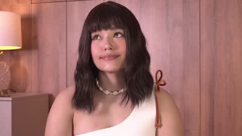 Snapshot of _meghan_gomez1_ chatting on 10.28.25 online show from 10.28.25