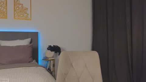 Melisa online show from 10.26.25