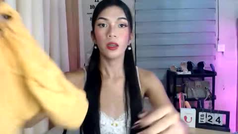 Melly online show from 02.23.26