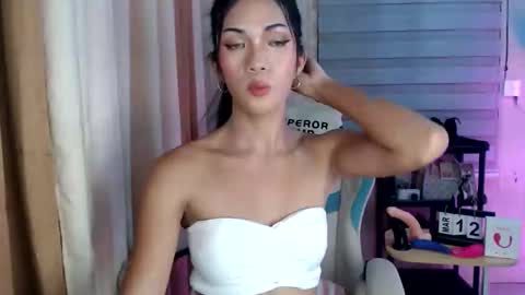 Melly online show from 03.12.26