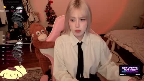 Snapshot of _meowmiko__ chatting on 01.25.25 miko3 online show from 01.25.25