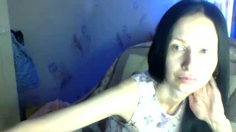 Snapshot of _merrry_ chatting on 05.15.26 Merry online show from 05.15.26
