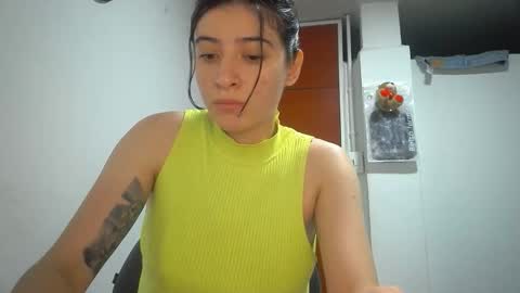 Snapshot of _mia_foster1 chatting on 01.10.26 Mia-foster online show from 01.10.26