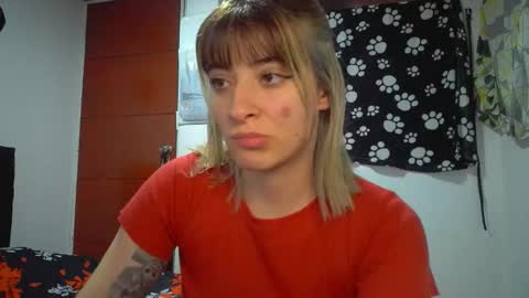 Mia-foster online show from 04.05.26