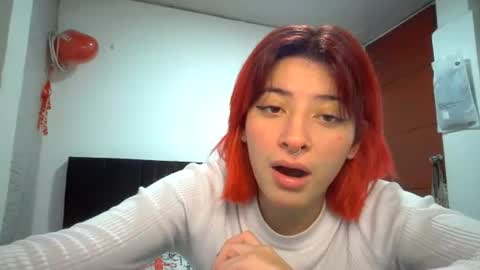 Snapshot of _mia_foster1 chatting on 06.18.26 Mia-foster online show from 06.18.26
