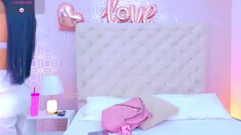 Mia Monroe online show from 02.22.26