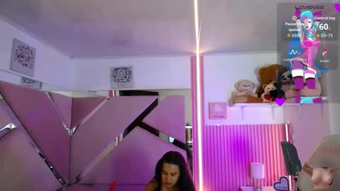  Mia  online show from 10.03.25