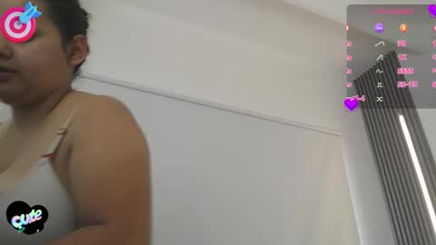  Mia  online show from 10.04.25