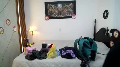  Mia  online show from 01.06.26