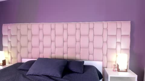 Snapshot of _miamiller_ chatting on 12.01.25 _miamiller_ online show from 12.01.25