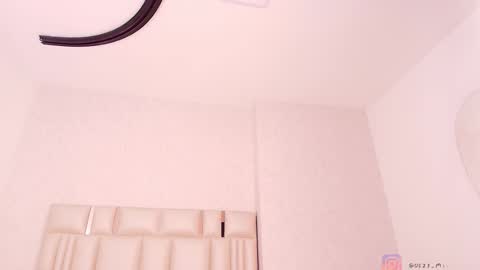 Snapshot of _miavelvet chatting on 03.12.26 Mia online show from 03.12.26