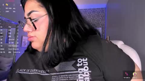 Snapshot of _michel_bbw chatting on 12.18.25 michel online show from 12.18.25