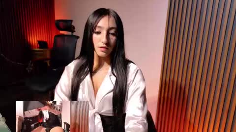 Call me Miley  online show from 04.14.26