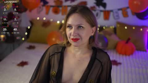 _million_dollarsmile online show from 10.25.25