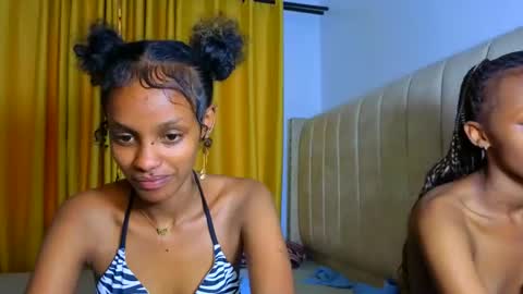 Snapshot of _mimimars chatting on 02.24.26 Mimi online show from 02.24.26