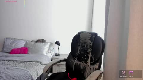 _miss_coco_ online show from 04.10.26