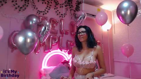 Hinata 3 online show from 11.29.25