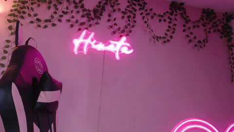 Hinata 3 online show from 05.14.26
