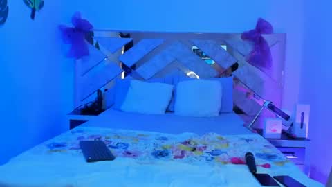 Khloe  online show from 01.10.25