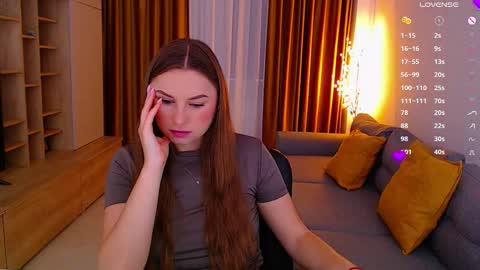 Snapshot of _miss_mia chatting on 11.15.25 Mia online show from 11.15.25