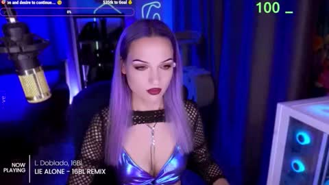 Snapshot of _mistress__ chatting on 11.10.25 Mistress Milana online show from 11.10.25