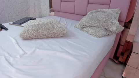 _molly_rosse_ online show from 01.03.25