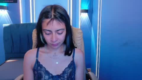 Snapshot of _mollyy chatting on 07.27.26 Molly online show from 07.27.26