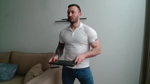 Snapshot of _muscle_arti_ chatting on 03.04.26 Arti online show from 03.04.26