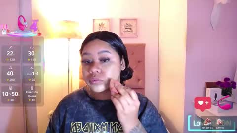 nahomi  online show from 12.03.25