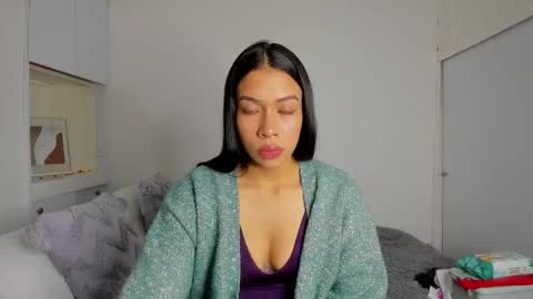 independent model natha online show from 02.04.26