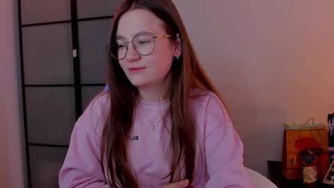 Snapshot of _nemalkovamia chatting on 01.24.25 Mia with a big heart online show from 01.24.25