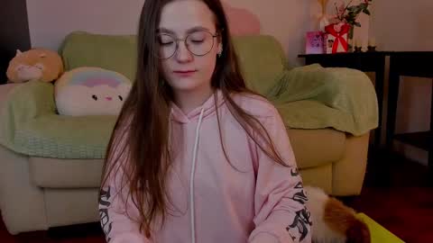 Snapshot of _nemalkovamia chatting on 03.06.25 Mia with a big heart online show from 03.06.25