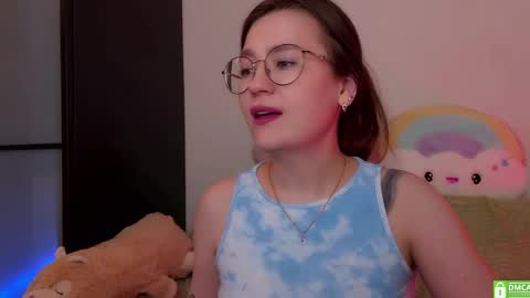 Snapshot of _nemalkovamia chatting on 03.12.25 Mia with a big heart online show from 03.12.25