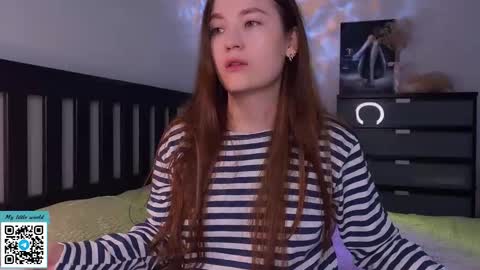 Snapshot of _nemalkovamia chatting on 10.14.25 Mia with a big heart online show from 10.14.25