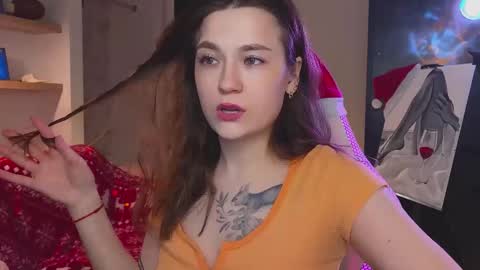 Mia with a big heart  online show from 12.22.25