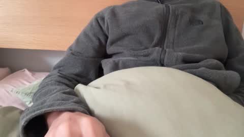 Max online show from 11.08.25