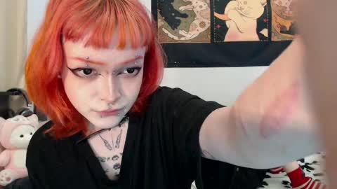 Snapshot of _nicole_meow_ chatting on 05.19.26 Nicole online show from 05.19.26