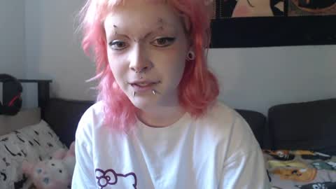 Snapshot of _nicole_meow_ chatting on 06.21.26 Nicole online show from 06.21.26