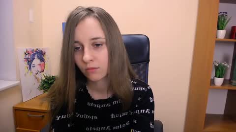 Snapshot of _nicole_new chatting on 02.08.25 Nica online show from 02.08.25