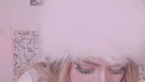 niiky online show from 02.18.25